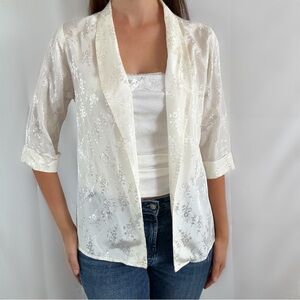 Vintage 70s Topson Downs brand 
White satin floral blazer coat